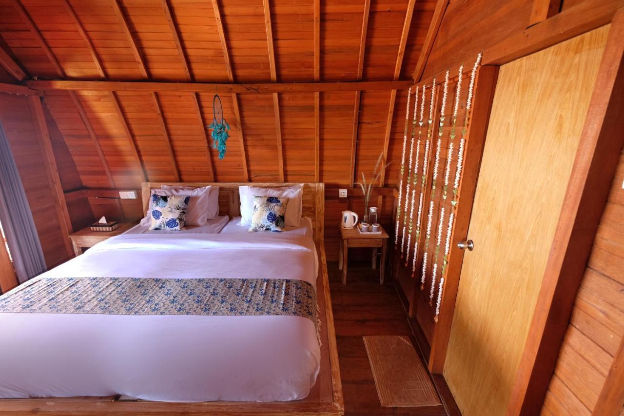 Adara Beach Huts Batununggul Esterno foto