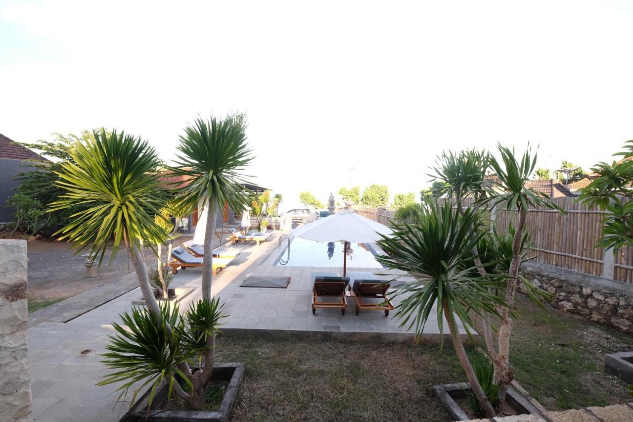 Adara Beach Huts Batununggul Esterno foto
